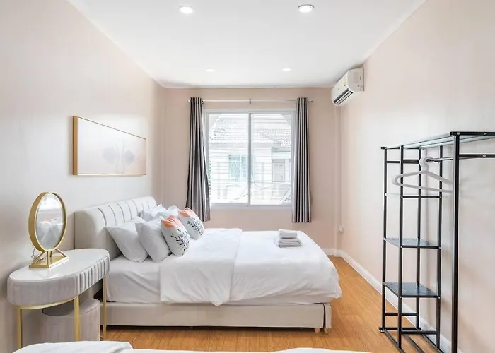 Miq 142 Huai Khwang_new4br/jodd Fair Villa
